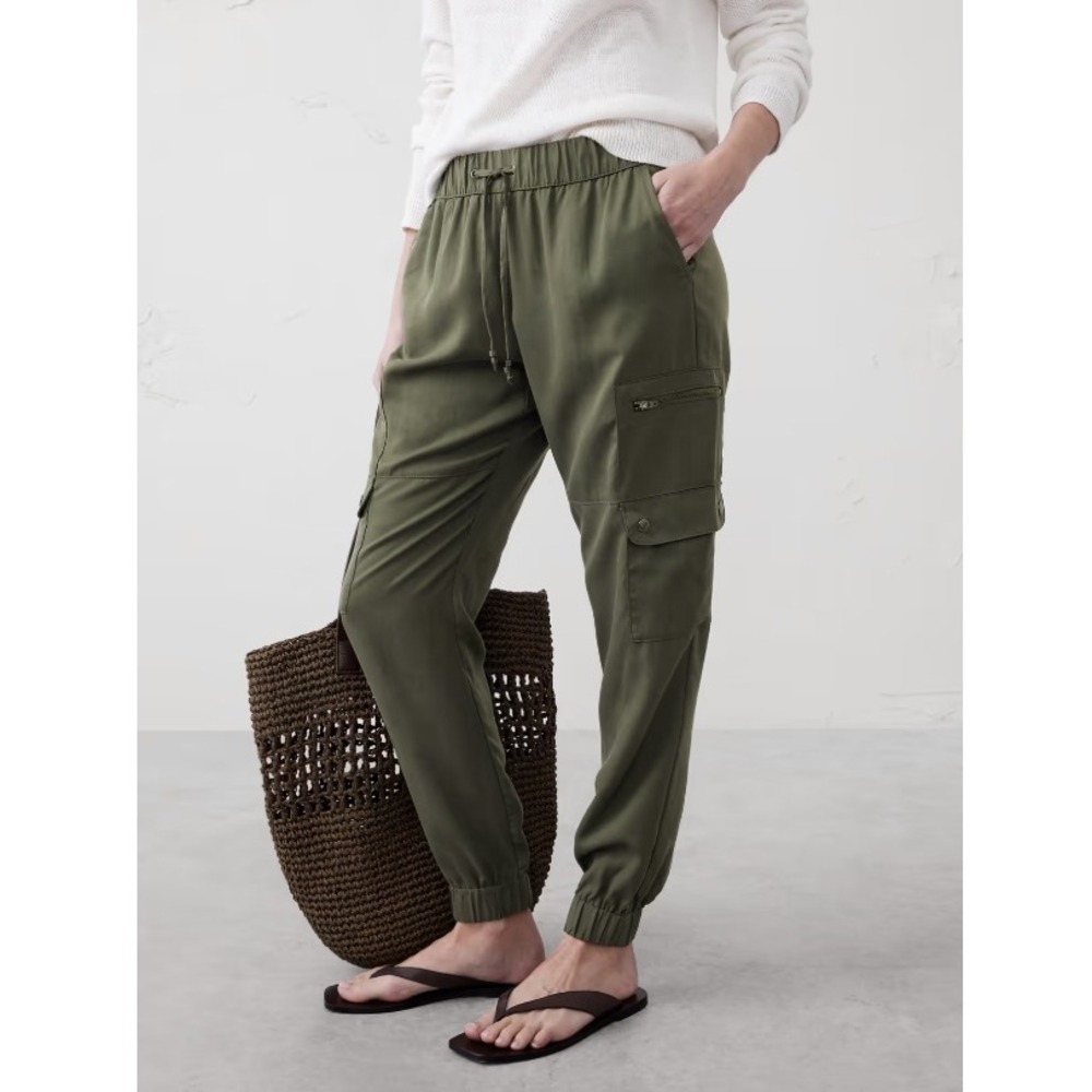 Banana Republic Olive Green Cargo Jogger Pants